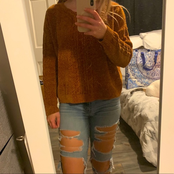 Sweater - Picture 2 of 3